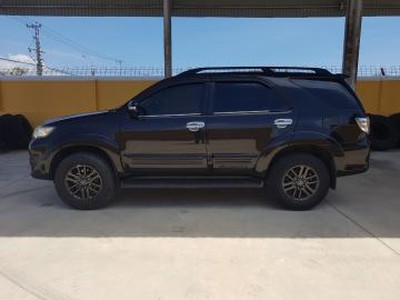 Toyota Fortuner 2012 2.7V 1 cầu màu Đen lên đủ đồ 5