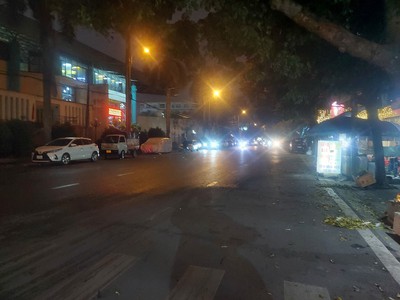 Mặt đường Hoàng Minh Thảo dt 128m2, ngang 6,8m bìa vuông, tặng hợp đồng 26tr/ tháng 0