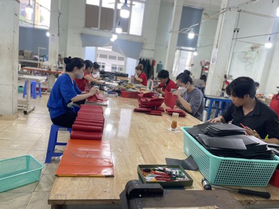 Tìm đại lý đồ da B.ò và da C.á S.ấu thật TPHCM 5