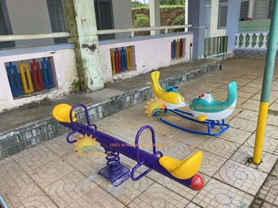 Đồ chơi bập bênh cho trẻ em mầm non giá tốt - Thiết Bị Mầm Non Ánh Dương 3