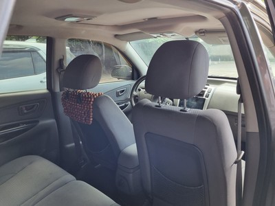 Bán xe gia đình Hyundai Tucson 2.0 AT 2009 6