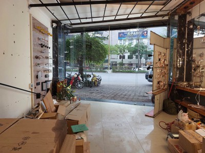 Cho thuê tòa nhà văn phòng, mặt phố võ chí công, 45m2, 4t, 5m, 29tr cầu giấy, kd. 4