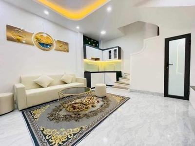 Bán nhà mới phố yên hòa quận cầu giấy 5 tầng 3 p ngủ mt:4m giá:3.35 tỷ   full nội thất sang sịn gần 4