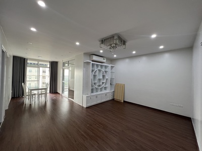 Bán chung cư 713 Lạc long quân, CĂN GÓC 111m2, 3 ngủ đẹp như ảnh 5