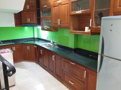 Cho thuê nhà tại hoàng hoa thám ba đình 35m2 x5t 2