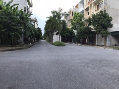 Bán gấp lô đất MT phố Phùng Chí Kiên chỉ 3,6 tỷ 0