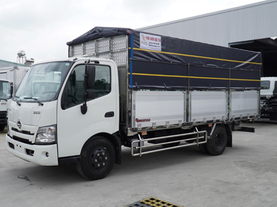 Xe Tải HINO 300 - Thùng bạt 3.5 tấn 2023 0