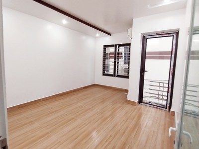 Bán nhà phố thiên lôi, 43m 4 tầng ngõ cực nông giá 2.35 tỉ gần cầu rào 2