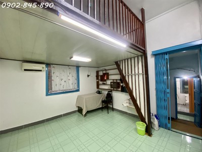 Chính chủ cho thuê căn hộ mini lầu 1   nhà riêng không chung chủ 2