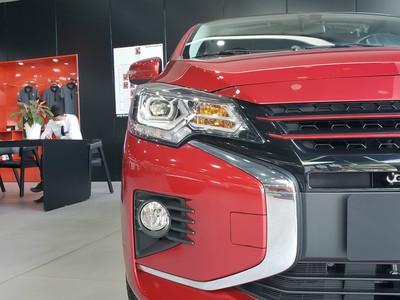Giảm 100 Thuế Trước Bạ - Attrage 2023 4