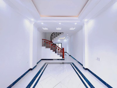 Bán  nhà -nguyễn văn linh-thạch bàn- 61mx4t giá 4,2 tỷ 2