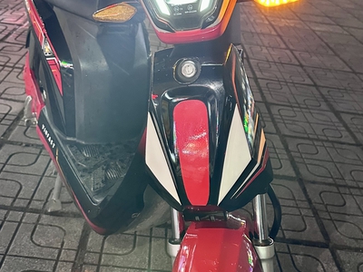 Cần bán xe Ludo Vinfast đỏ đen like new kèm theo pin chính hãng 2