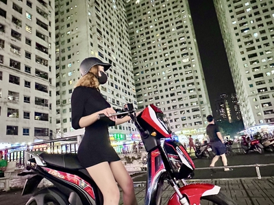 Cần bán xe Ludo Vinfast đỏ đen like new kèm theo pin chính hãng 5