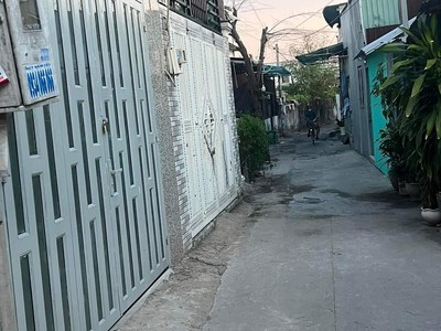 Chính chủ bán gấp căn nhà cấp 4 vị trí tại hóc môn-tp hcm 2