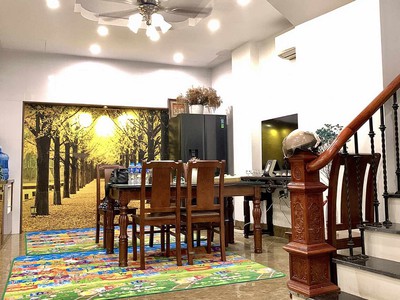 Cho thuê nhà, hgđ, vp, 40m2, 4t, 3n, đủ đồ, xuân la, thang máy. 4