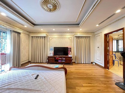 Bán nhà bt tây mỗ, ô tô, vỉa hè , kinh doanh, văn phòng, tặng nội thất. dt 165mx 3t. giá 15.5 tỷ. 4