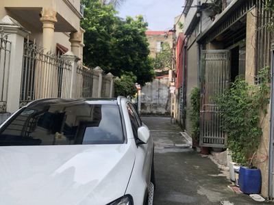 Bán đât phố tư đình, lô góc, ô tô, 35 m2, mt 5,4 m, chỉ 2,95 tỷ. 1