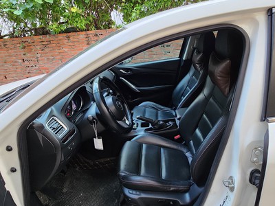 Mình hiện đang có nhu cầu bán xe ô tô Mazda6, máy 2.0 6