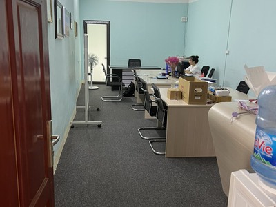 Chính chủ cho thuê tầng 4,5,6 nhà mặt đường số 53 Nguyễn Trãi, Thanh Xuân 4