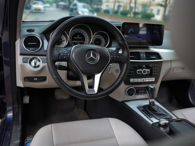 Mercedes c200 at 2012 2