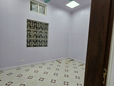 Cho thuê sàn VP 85m2 nguyễn ngọc nại như hình giá siêu rẻ 9 triệu, xe đỗ cửa luôn 2