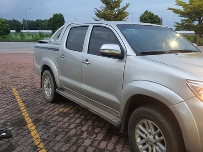 Chính chủ cần bán xe Hilux 2011 4x4 2