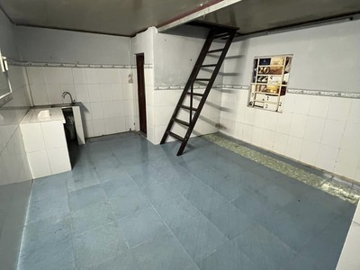 Cho thuê nhà 36m2 hẻm 566 Nguyễn Thái Sơn 2