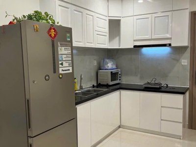    căn hộ vinhome quận 9.  diệt tích 55m .giá 3.1 tỷ .               mô tả  .  kết 3