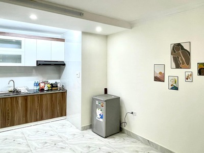 Cho thuê nhà 3 tầng ngõ phố Hai Bà Trưng đi bộ ra bờ hồ Tam Bạc. 1