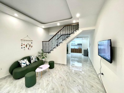 Cho thuê nhà 3 tầng ngõ phố Hai Bà Trưng đi bộ ra bờ hồ Tam Bạc. 5
