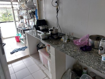 Chính chủ, cần bán gấp căn hộ mặt tiền đường nhựa 6