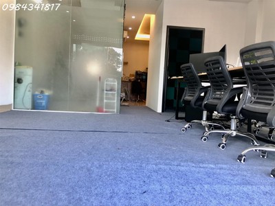 Cho thuê sàn văn phòng 70m2. tại doãn kế thiện, đường to, 2 ô tô tránh nhau thoải mái. có chỗ để 1