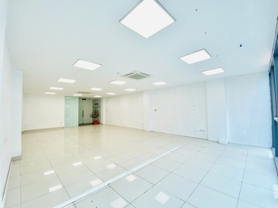 Cho thuê 3 tầng x 170m2 ở Nguyễn ngọc nại làm siêu thị hoặc SPA, Thẩm mỹ viện 1