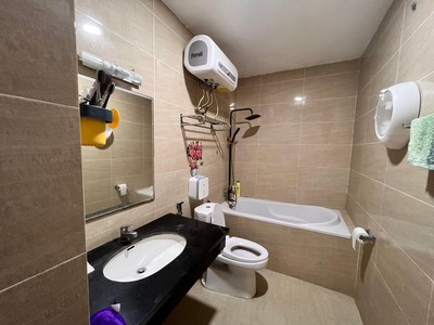 Chính chủ bán gấp căn 3 ngủ tháp A 123m2 Tòa Hồ Gươm PLaza. 2