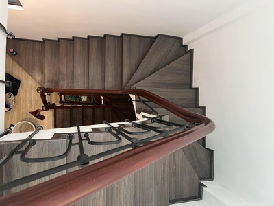 Đền lừ- hoàng mai- lô góc 2 mặt thoáng-5 tần ở ngay- giá 3.55 tỷ 0