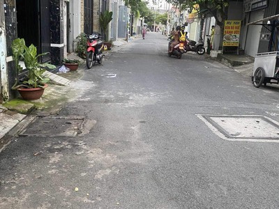 Bán lô đất trống full thổ cư - lê văn quới - thoại ngọc hầu, dt: 700m2 10x70 , giá 45.5 tỷ 2