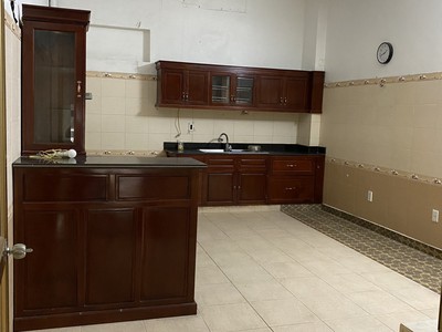Cho thuê nhà mặt đường Quán Nam 2