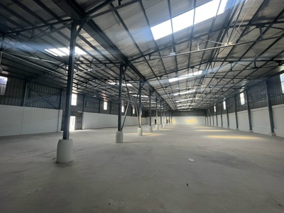Cho thuê kho xưởng tiêu chuẩn ở Âu cơ 1400m2 đẹp như ảnh 0