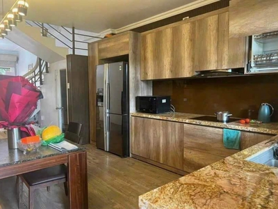  CC gửi bán căn nhà 2 mặt đường phố Chương Dương TPHD 3