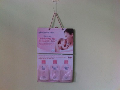 Thiết kế, in, gia công bảng treo hanger, POSM 1