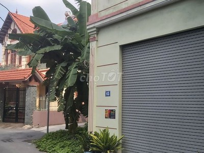 Chính chủ bán đất lô góc, sổ đỏ 126,8m2, mặt trước rộng 6,38m, lô góc 2 mặt tiền tổ 7 Đông Dư, Gia L 5