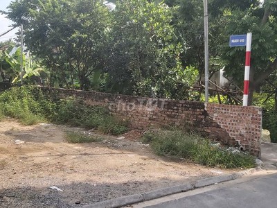 Chính chủ bán đất lô góc, sổ đỏ 126,8m2, mặt trước rộng 6,38m, lô góc 2 mặt tiền tổ 7 Đông Dư, Gia L 8