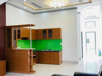 Hạ 300tr lầu mái thái ngay chợ phú thọ trảng dài sân ô tô 6m sân sau 8m shr thổ cư 4