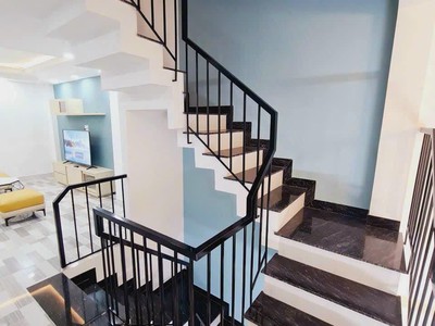 Bán nhà ngã tư phạm văn chiêu ..quang trung. hxh .50m giá 4ty6 4