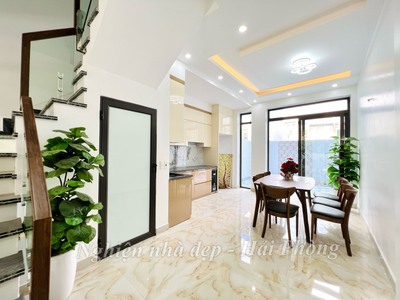Bán nhà Khúc Thừa Dụ, Lê Chân, Hải Phòng - Ngõ to, ô tô đỗ cửa, gần siêu thị Aeon Mall 4
