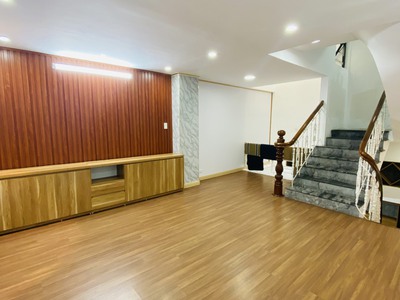 Cho thuê nguyên căn lô 22 Lê Hồng phong nhà mới đẹp long lanh 3