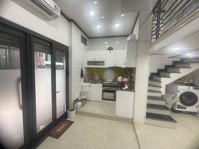 Cho thuê nhà full đồ cơ bản giá chỉ 3.5 triệu  tại phố Nguyễn Đức Cảnh tin được không. 3