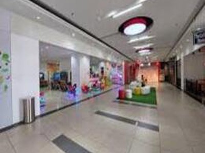 Cho thuê Kiot tại Oriental Plaza   TOPS Market Âu Cơ   Kiot cho thuê  2