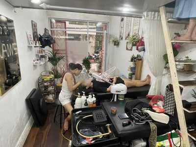 Chính chủ cho thuê cửa hàng 28m2 phố Vọng, Hai Bà Trưng, Hà Nội.Ô tô đỗ cửa 1