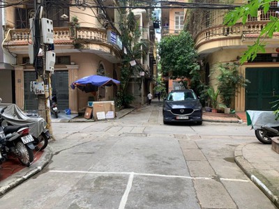 Chính chủ cho thuê cửa hàng 28m2 phố Vọng, Hai Bà Trưng, Hà Nội.Ô tô đỗ cửa 6